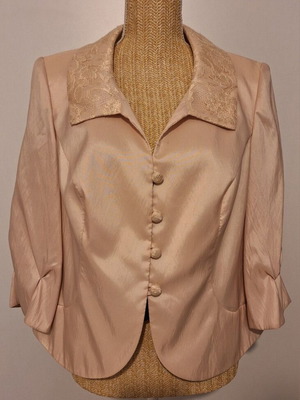 Lucifair jacket with lace collar and buttons, salmon color