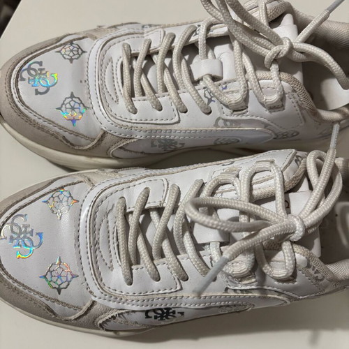 Guess athletic shoes used, size 37, white and beige