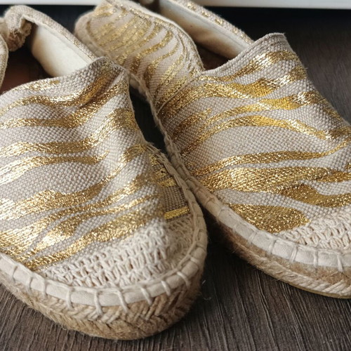 Espadrilles new, gold beige, size 39