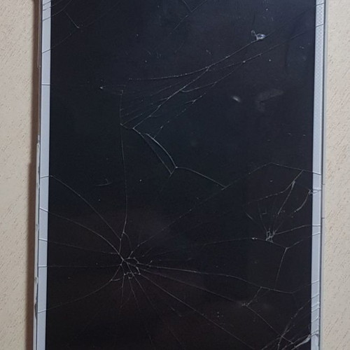 Samsung Galaxy S4 GT-I9505 used with broken screen for parts
