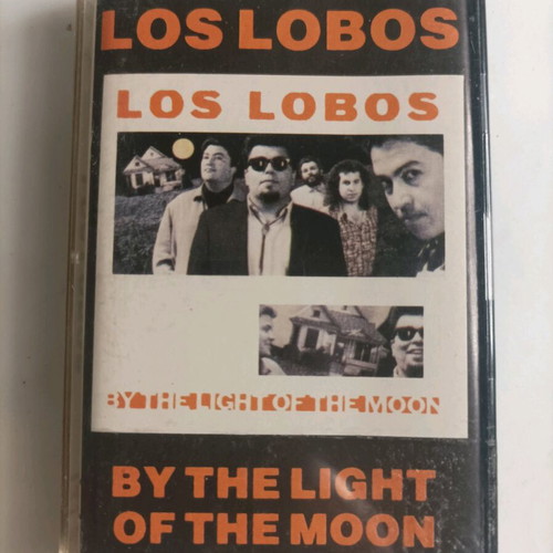 Los Lobos By The Light Of The Moon cassette like new
