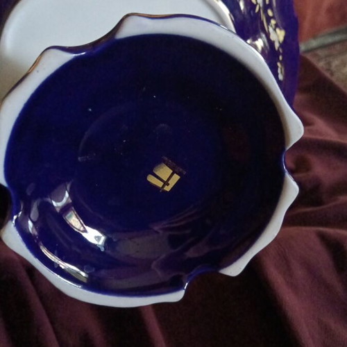 German vintage cobalt vase like new with 24KT gold decoration