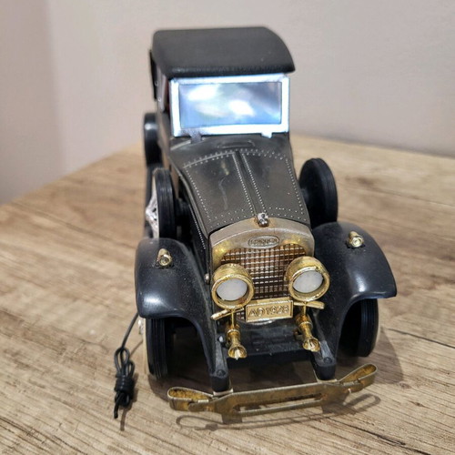 Car radio FM like new, functional