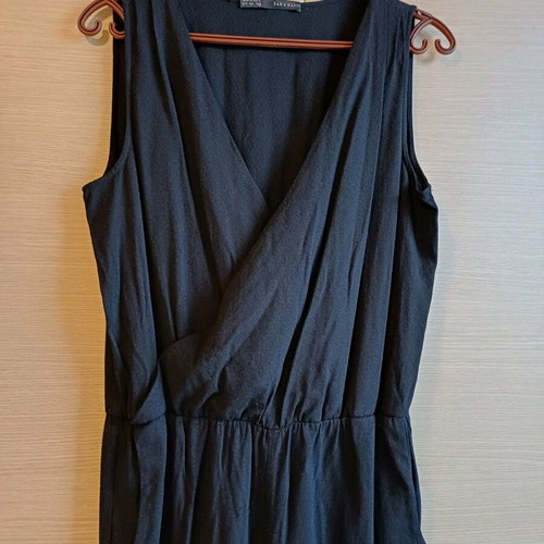 Zara one-piece jumpsuit like new, wrap style with elastic
