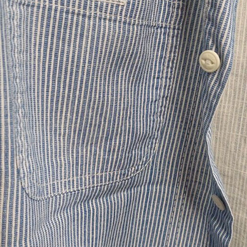 Billabong shirt size S like new, white and blue