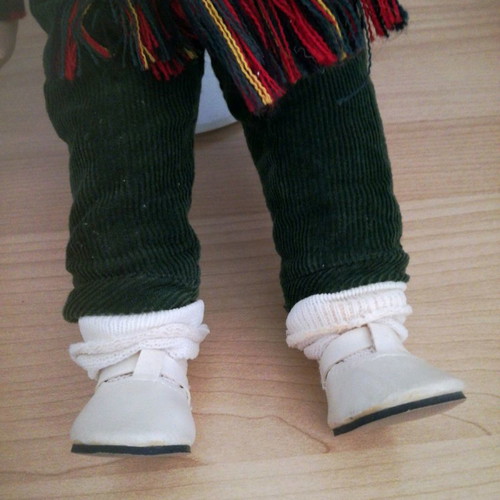 Porcelain doll used 37cm with clothes and shoes