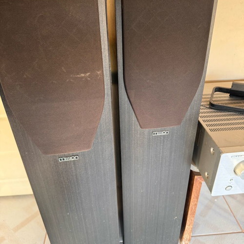 Mission floor-standing speakers used from Wege