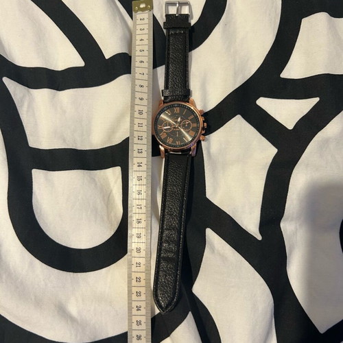 Wristwatch new unisex with black synthetic leather strap