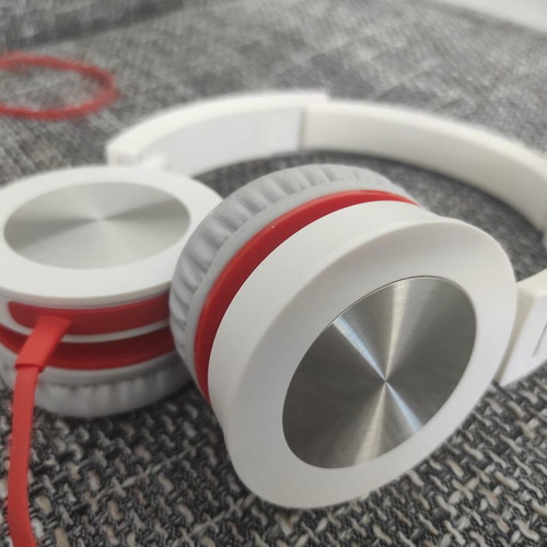 On ear headphones Philips like new, wired