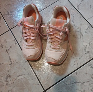 Αθλητικά παπούτσια New Balance 37