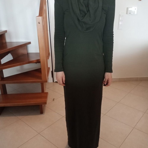 Long off-shoulder cotton dress like new, green, one size