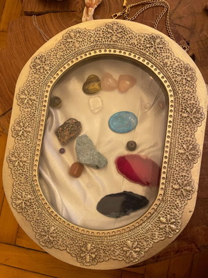 Collection of rocks and semi-precious stones like new with case
