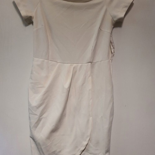White dress like new with short sleeves and front pleat