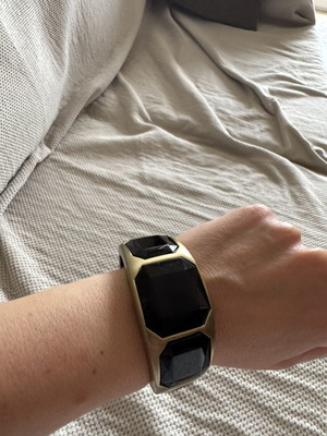 Vintage φαρδύ βραχιόλι cuff με μαύρες πέτρες σαν καινούργιο