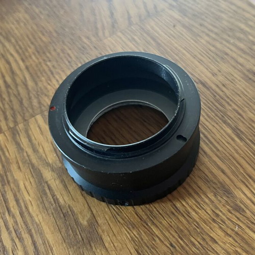 M42 to Sony E (NEX) Adapter like new, metal construction
