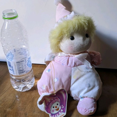 Poter doll used, plays music normally