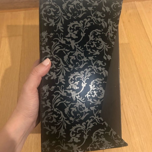 Embossed case for CD/DVD like new, 48 slots