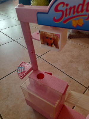 Sindy Make Up Counter 1991 Like New