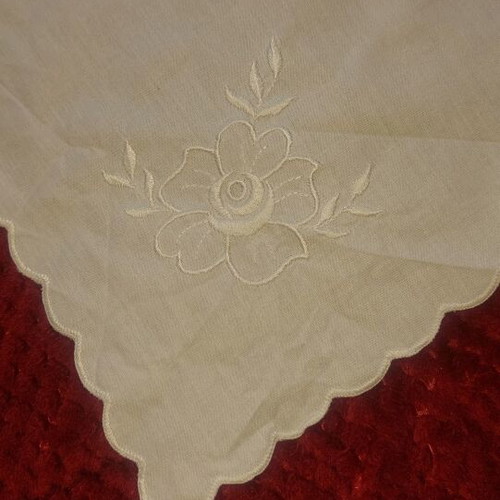 Cutwork napkins handmade, like new, 26x26 cm