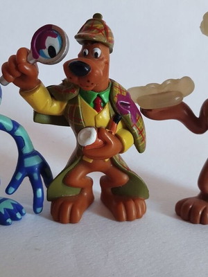 Scooby Doo figures used, set of 3