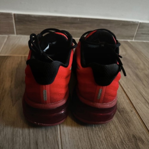 Nike athletic shoes like new, red, size 39