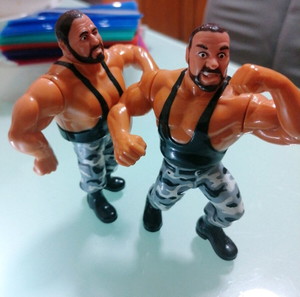 φιγούρες wwf bushwackers