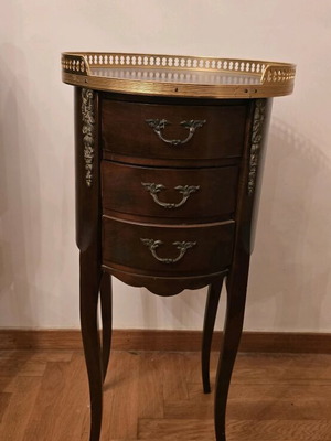Vintage Louis XVI style French auxiliary table used