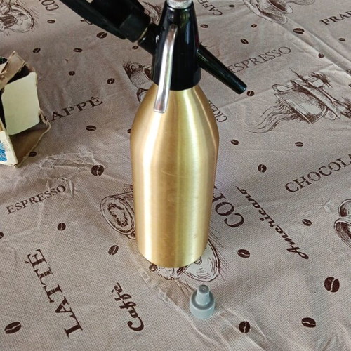 Soda siphon bottle, without cartridges