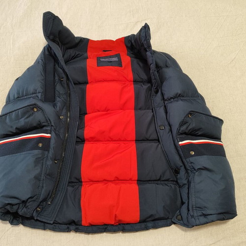 Tommy Hilfiger down vest Large like new