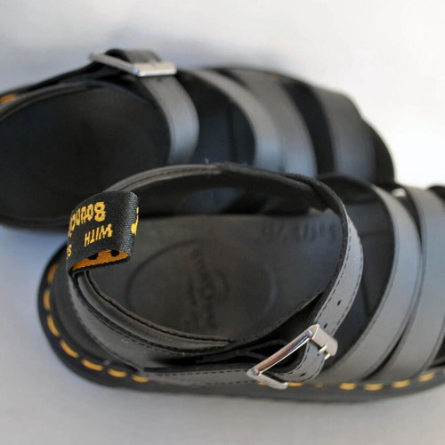 Dr. Martens Black Platform Sandals like new No 39