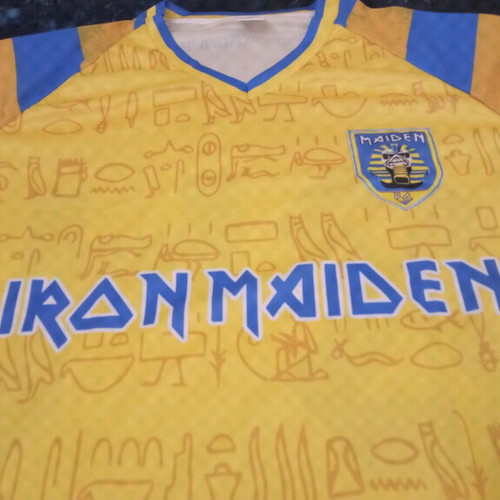 Iron Maiden T-shirt XLarge Powerslave new, yellow polyester