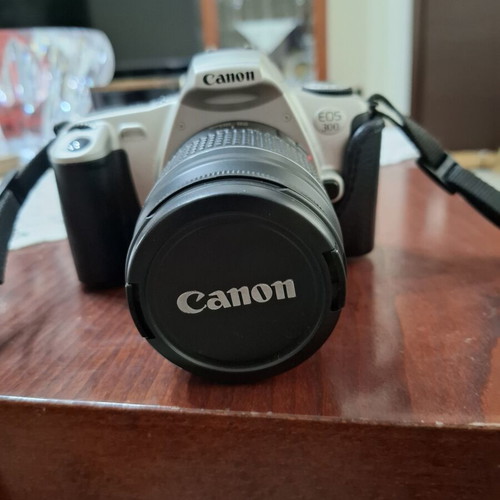 Canon EOS 300 analog camera like new
