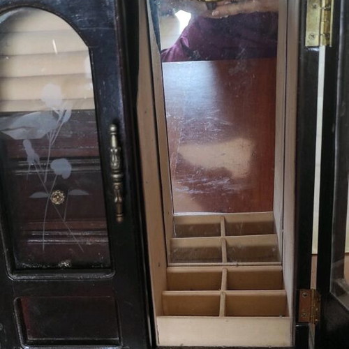 Jewelry cabinet used, wooden with wind-up music box