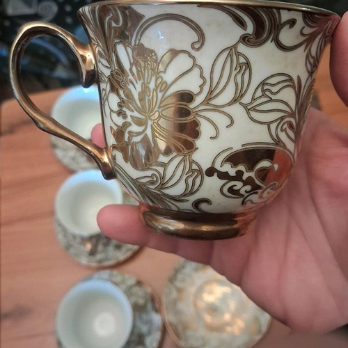 Set of 6 vintage porcelain tea-coffee cups like new, white with gold