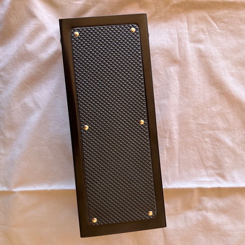 Guitar footrest like new with adjustable height and anti-slip base