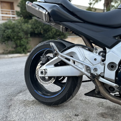 Suzuki GSR 600 motorcycle used, with extra tank bag