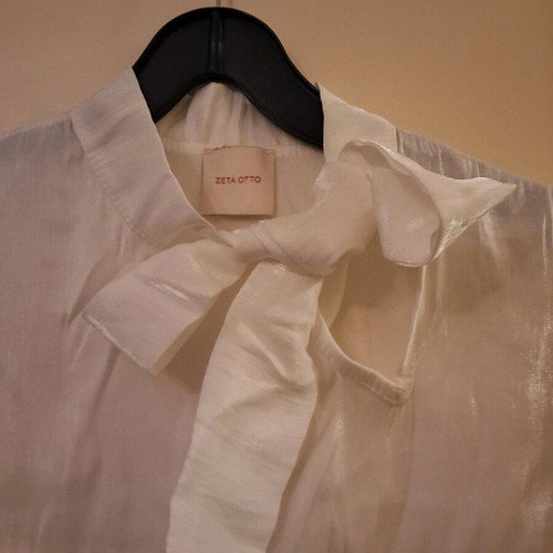 White Zeta Otto blouse satin look size M like new
