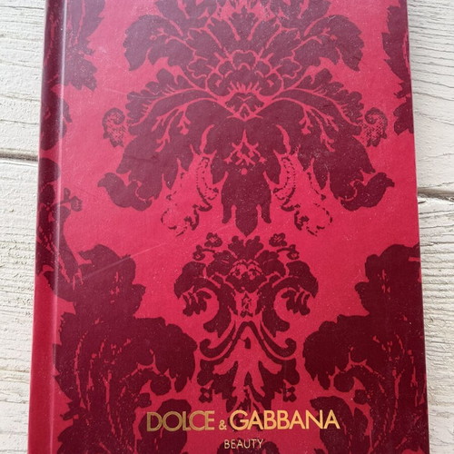 D&G notebook like new