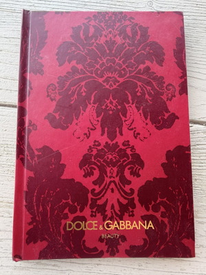 D&G notebook like new