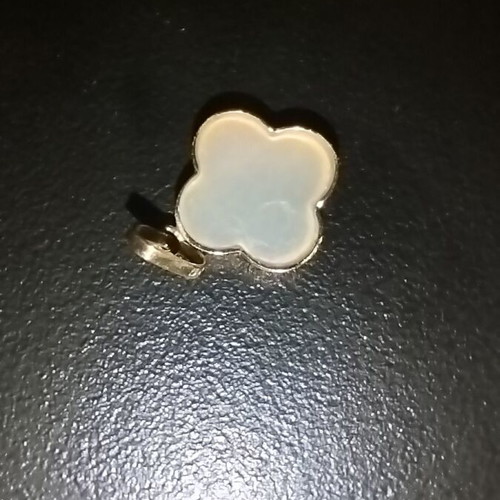 Gold 585 double-sided pendant with mother of pearl