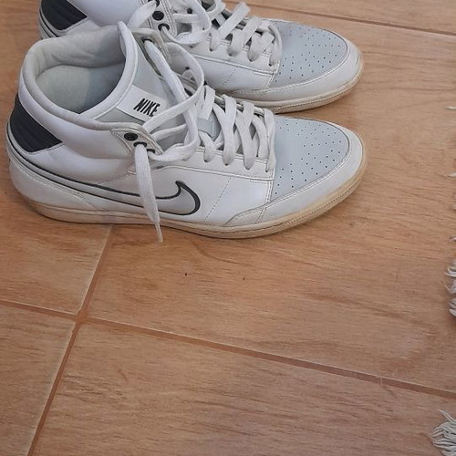 Nike athletic boots used, size 38, white
