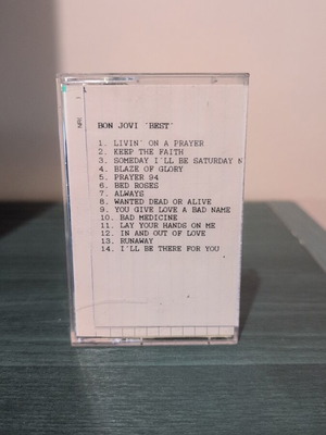 Bon Jovi Best cassette tape like new