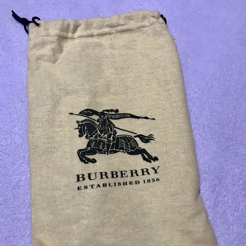 Burberry hand bag used, beige with hearts