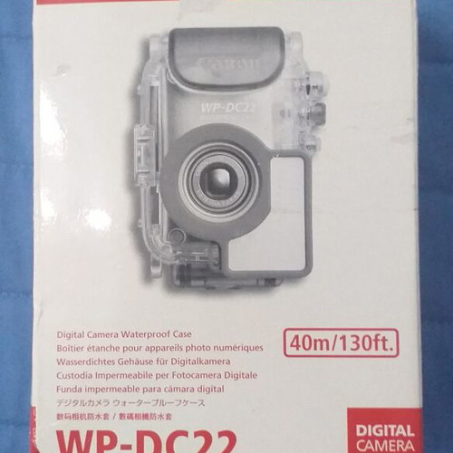 Waterproof case for Canon camera like new