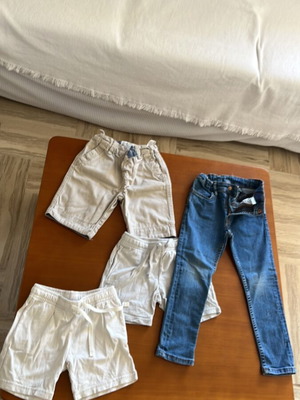 H&M pants new, set of 4 for ages 3-4, beige and blue