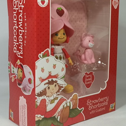 Strawberry Shortcake with Custard action figure new