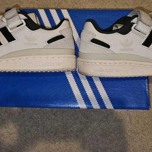 Adidas Forum Low used sneakers size 43 1/3 white