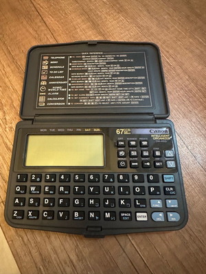 Canon vintage organizer like new, needs batteries