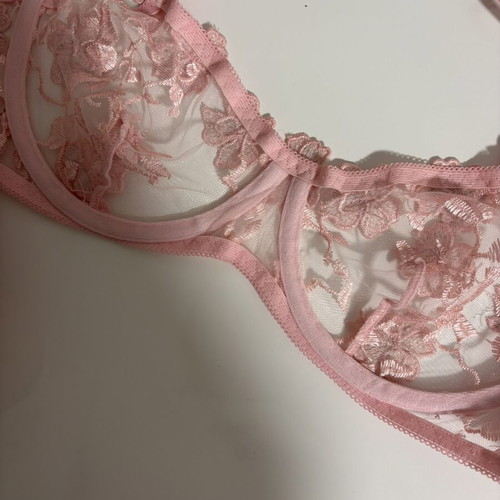 Lingerie large pink lace new