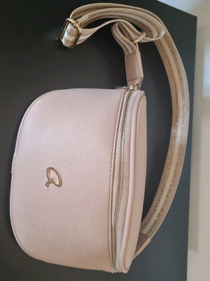 AXEL Γυναικείο τσαντάκι sling.